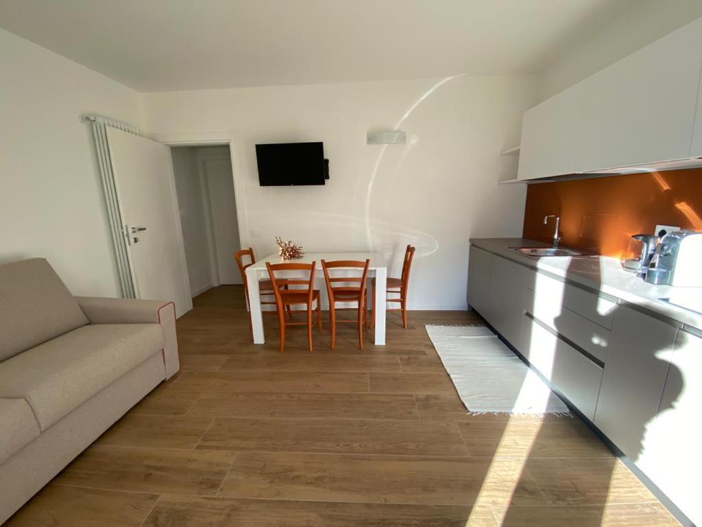 Casa Vacanze La Brenta Chiavenna Esterno foto
