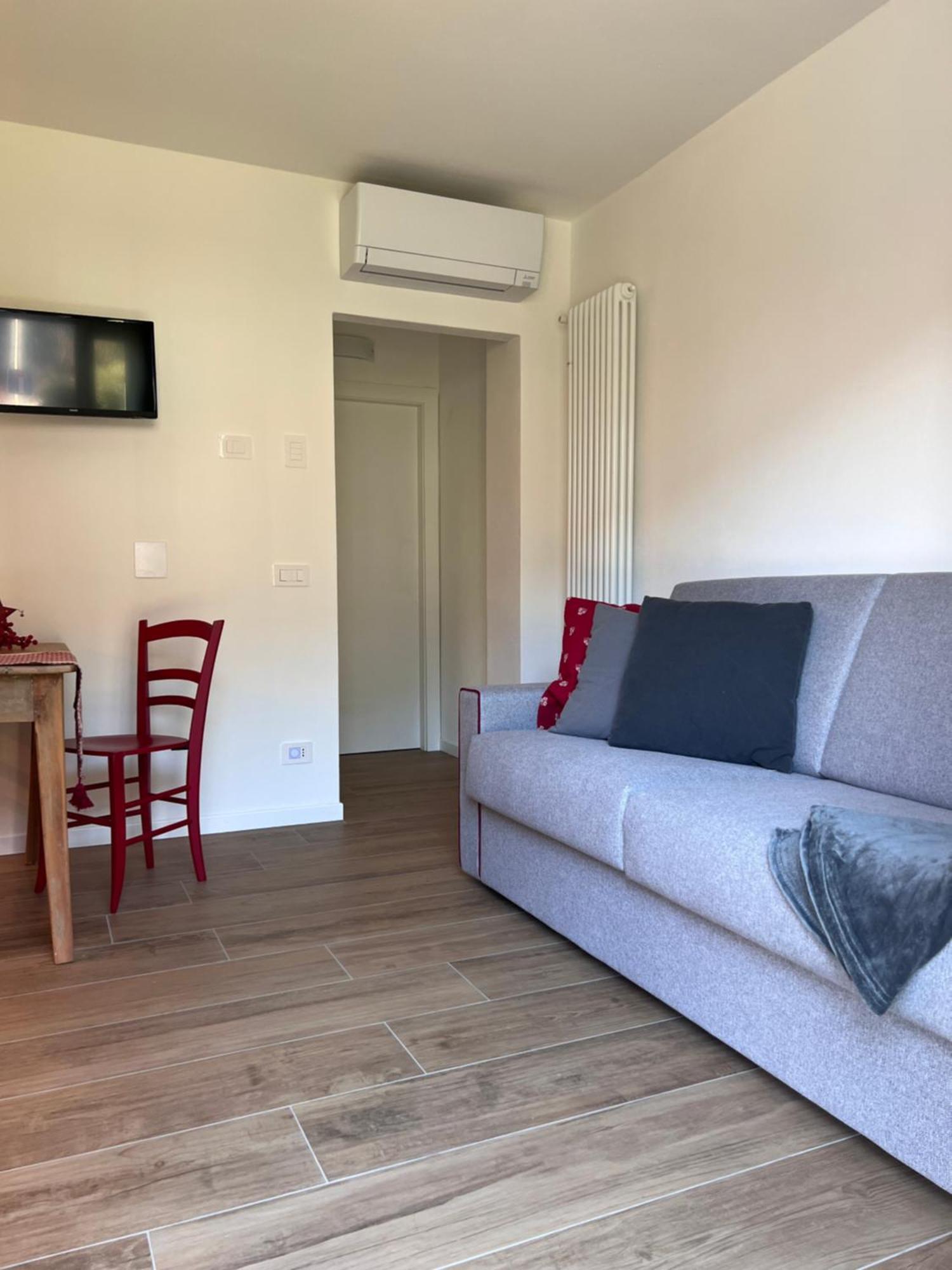 Casa Vacanze La Brenta Chiavenna Esterno foto