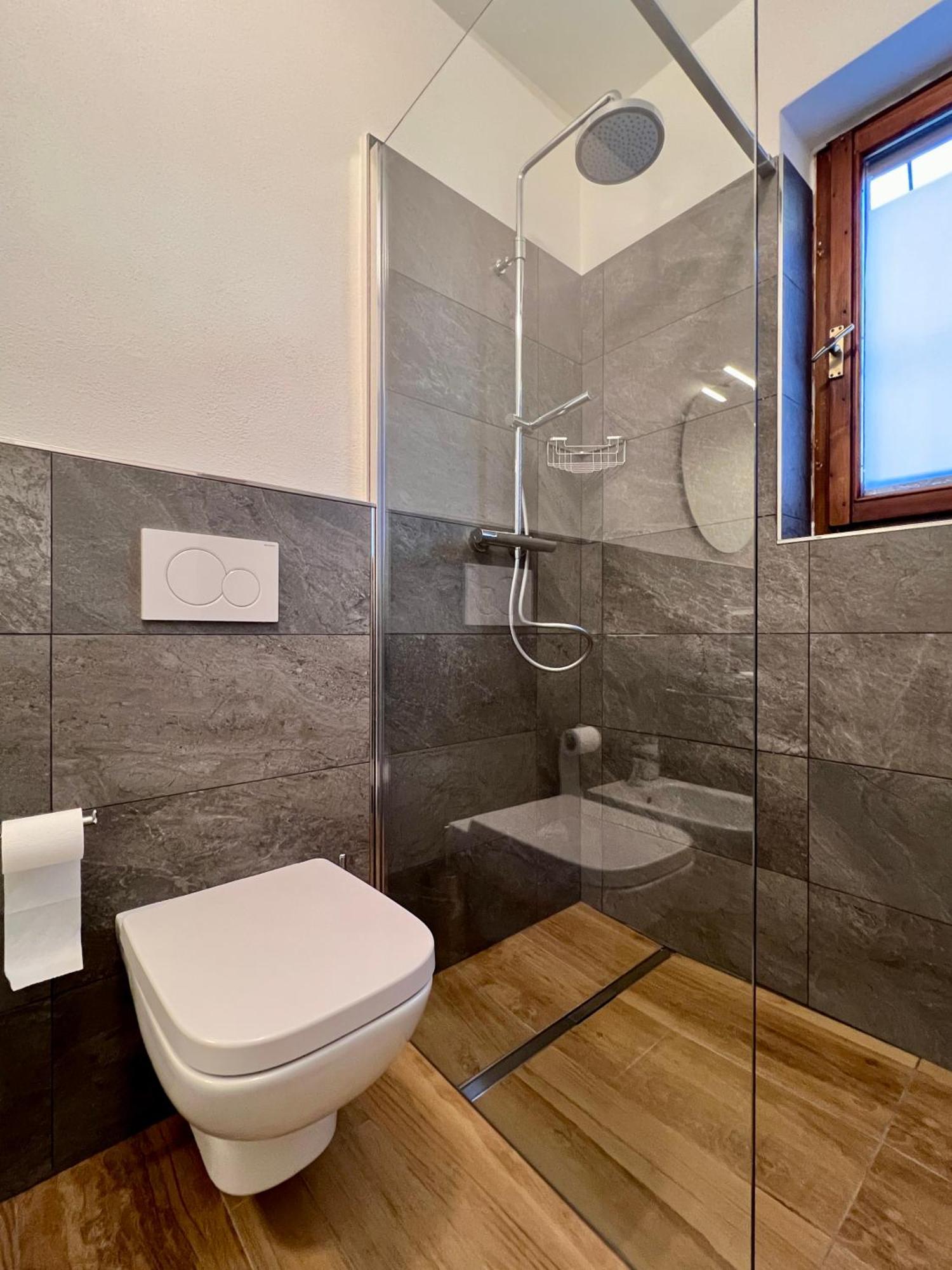 Casa Vacanze La Brenta Chiavenna Esterno foto